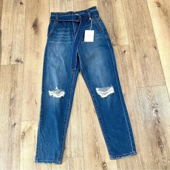 KanCan High Waist Belted Distressed Medium Wash Denim Tapered Leg Size 1/24 NWT - Picture 2 of 11